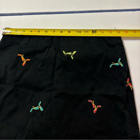 Black Mini Skirt/Skort  by Attyre New York Size 6 High Heels - Picture 5 of 10